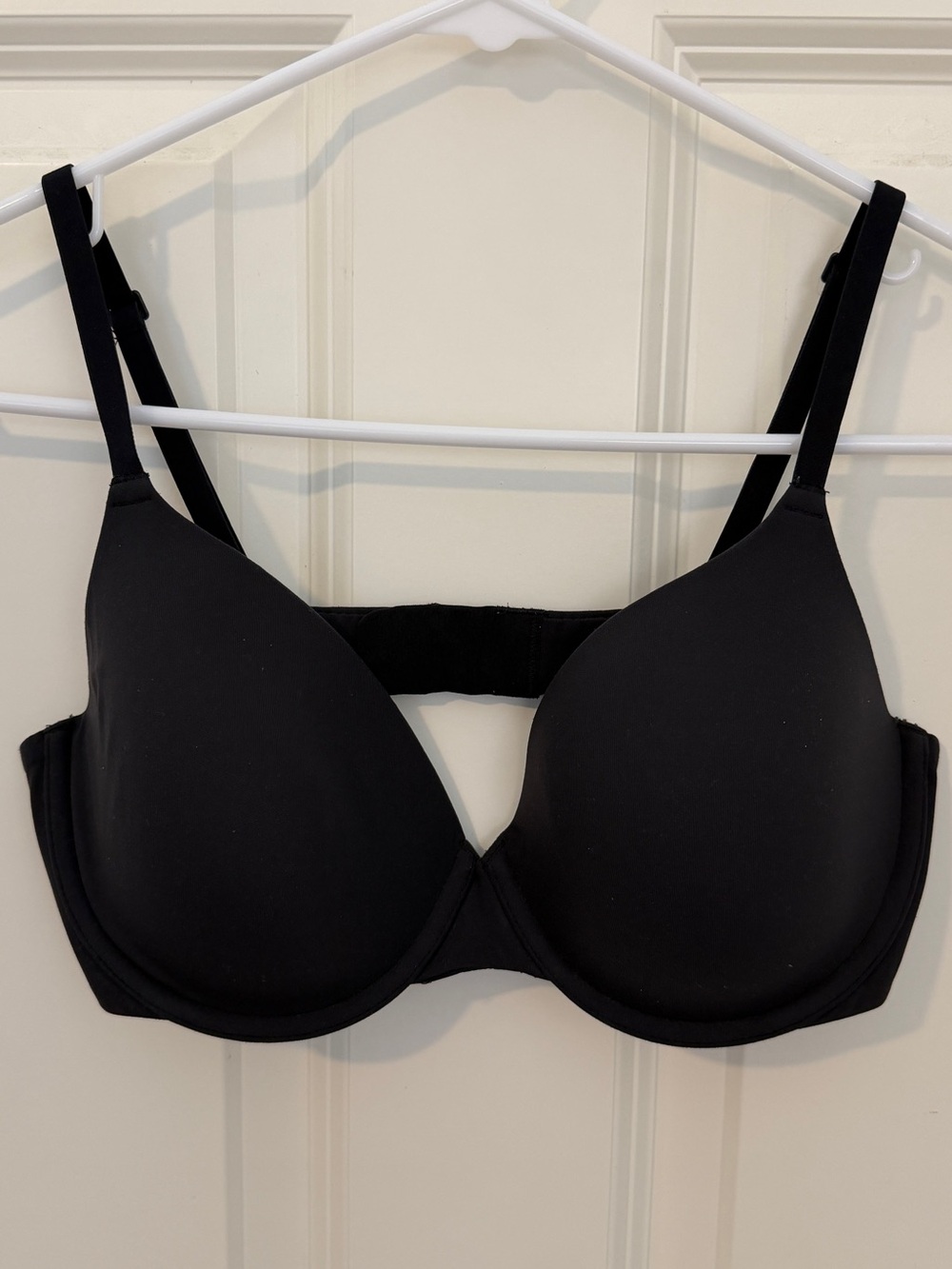 SKIMS Fits Everybody T-Shirt Bra Onyx Black 34C